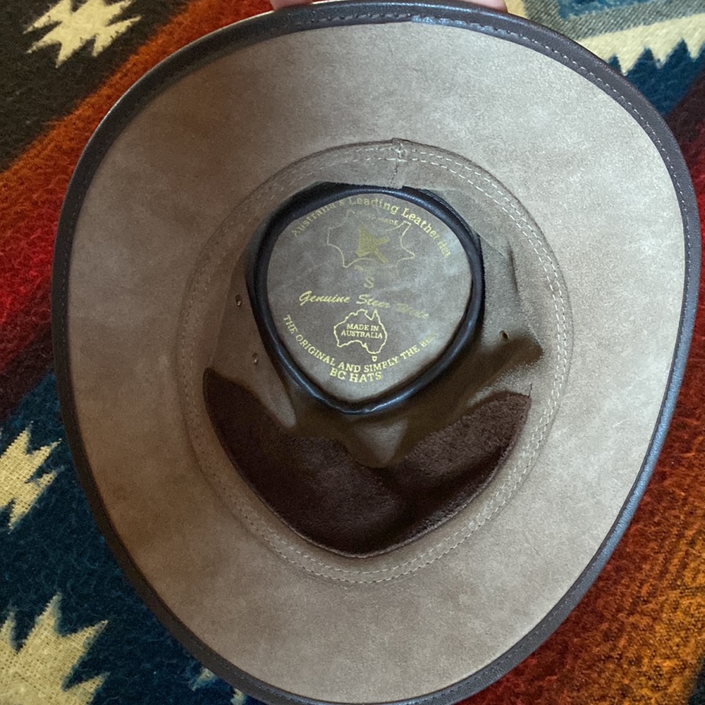 Connor hat - Picture 5 of 8